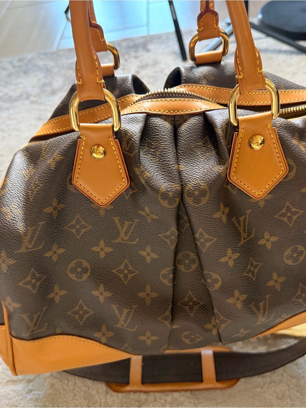 Louis Vuitton Stephen Brown Monogram Canvas Carry Bag - Picture 2 of 5